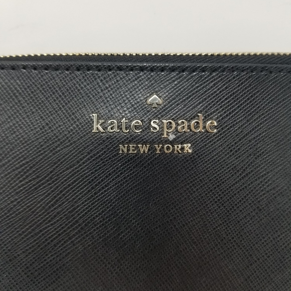 Kate Spade NEW Black Zip Wristlet Fits Phone - Picture 2 of 13